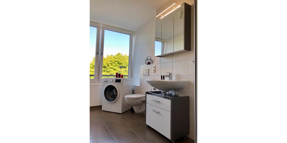 Dachgeschoßwohnung Ingolstadt Friedrichshofen-Hollerstauden - 2 Zimmer, 58 m&sup2;, 1.020&euro; | Angebot:25756829