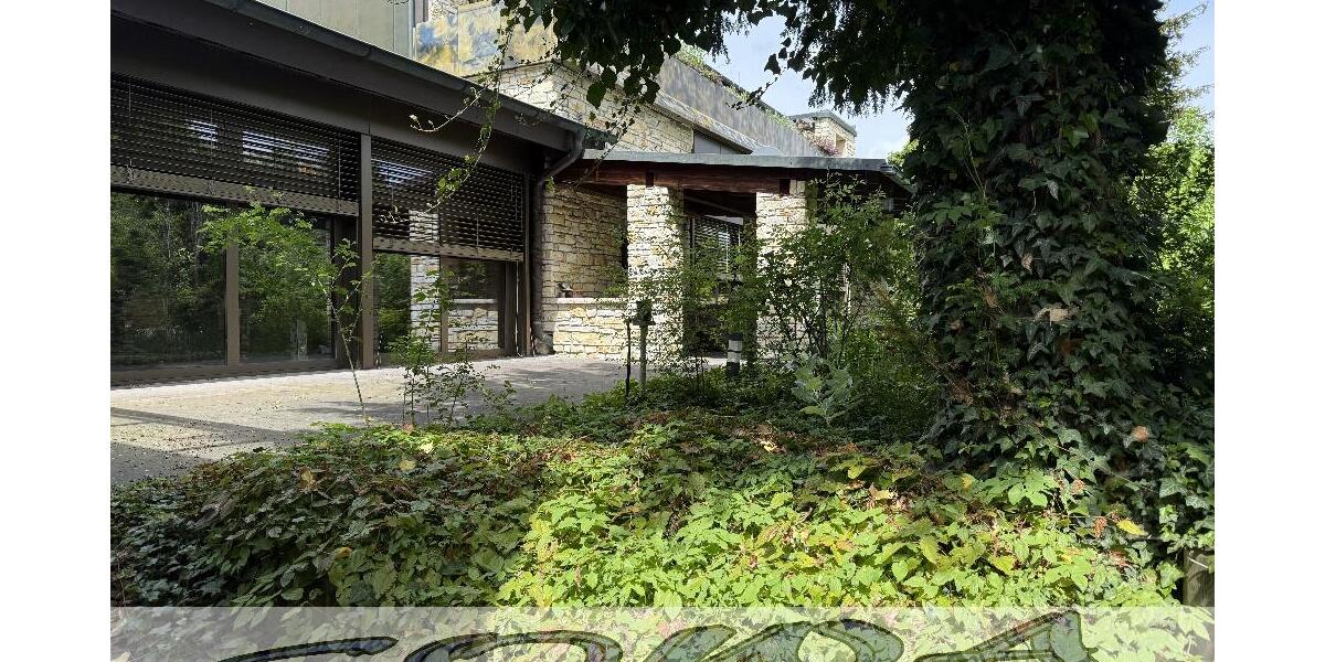 Großzügiges Gewerbeanwesen und Wohnhaus mit Innenpool und Sauna in einer guten Lage in Gaimersheim - Ein Objekt von Ihrem Immobilienpartner SOWA Immobilien und Finanzen - Sonstige Gaimersheim | Angebot:21557172