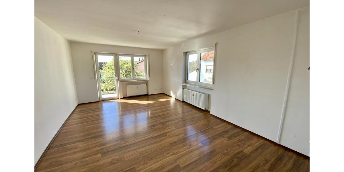 Etagenwohnung Schrobenhausen - 3 Zimmer, 108 m&sup2;, 890&euro; | Angebot:26335075