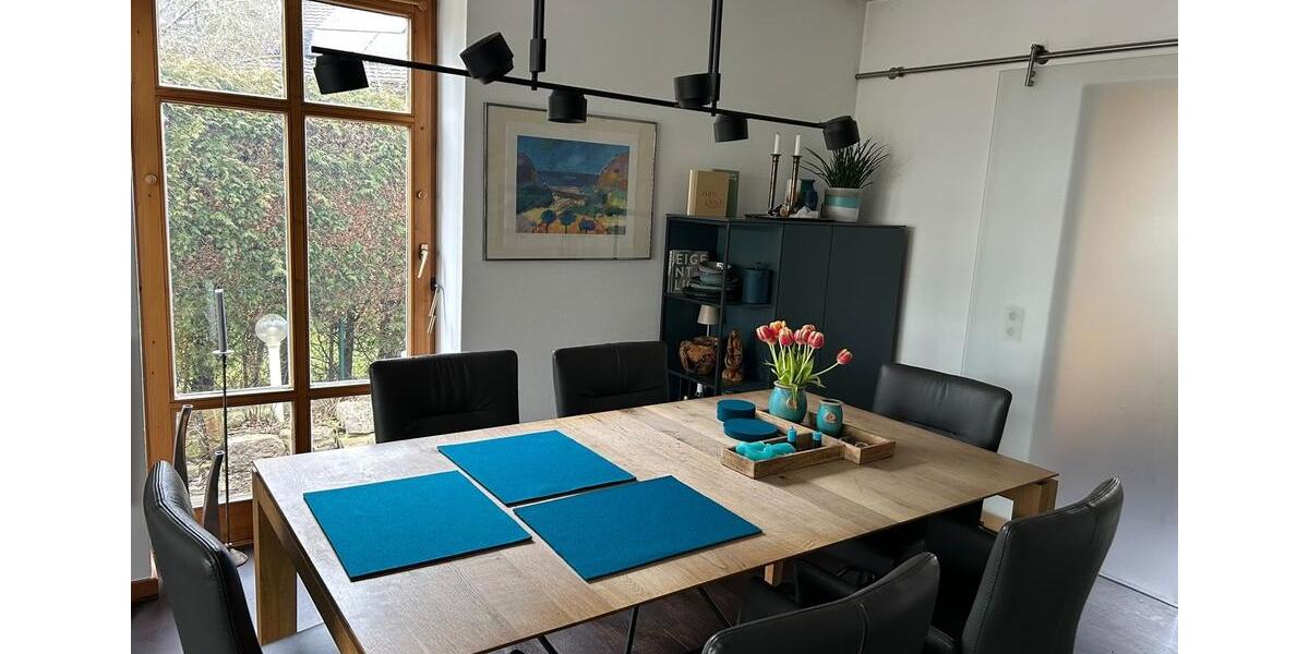 Etagenwohnung Neuburg an der Donau - 6 Zimmer, 150 m&sup2;, 2.100&euro; | Angebot:25416576