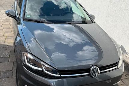 VW Golf 80.000 km 18.900 &euro; Kösching 85092