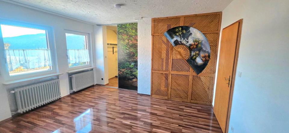 Einfamilienhaus Riedenburg - 9 Zimmer, 300 m&sup2;, 530.000&euro; | Angebot:26604568