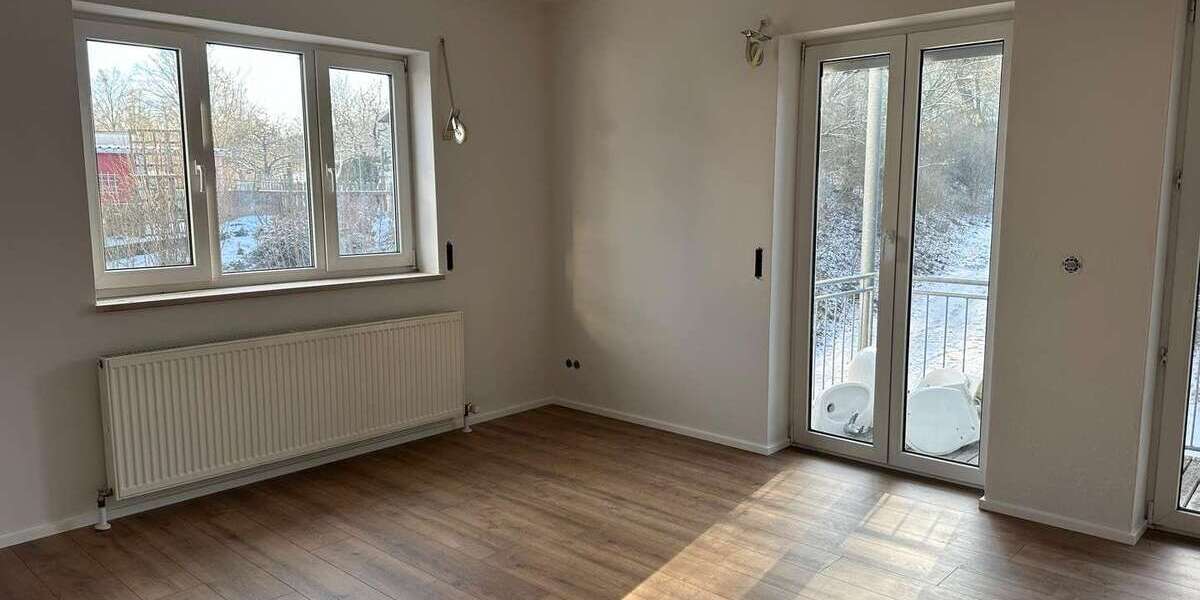 Etagenwohnung Walting - 4 Zimmer, 92 m&sup2;, 950&euro; | Angebot:25973054