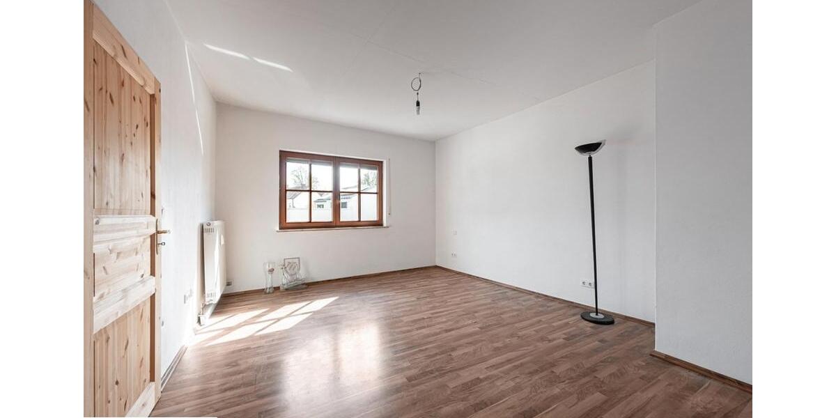Maisonettenwohnung Neuburg an der Donau - 3 Zimmer, 83 m&sup2;, 950&euro; | Angebot:26394252
