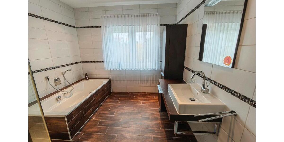 Einfamilienhaus Ehekirchen - 695.000&euro; | Angebot:25976557