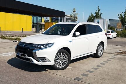 Mitsubishi Plug-in Hybrid Outlander 53.500 km 22.500 &euro; Ingolstadt 85057