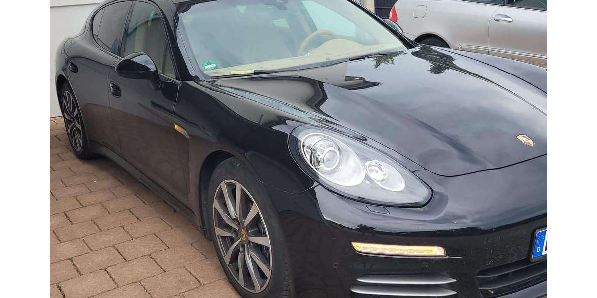 Porsche Panamera 176.800 km 30.900 &euro; Reichersthofen 85084
