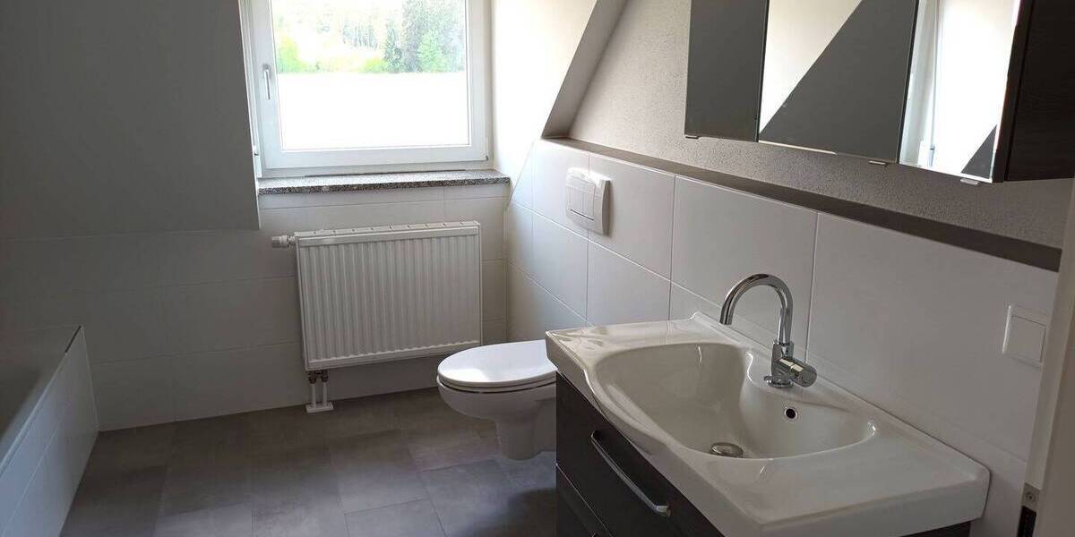 Doppelhaushälfte Schrobenhausen Sandizell - 4 Zimmer, 125 m&sup2;, 1.270&euro; | Angebot:25896366