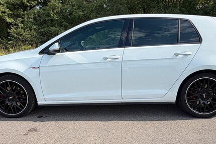 VW Golf 127.000 km 14.990 &euro; Waidhofen 86579
