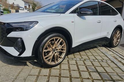 Audi Q4 e-tron 15.500 km 46.500 &euro; Pförring 85104