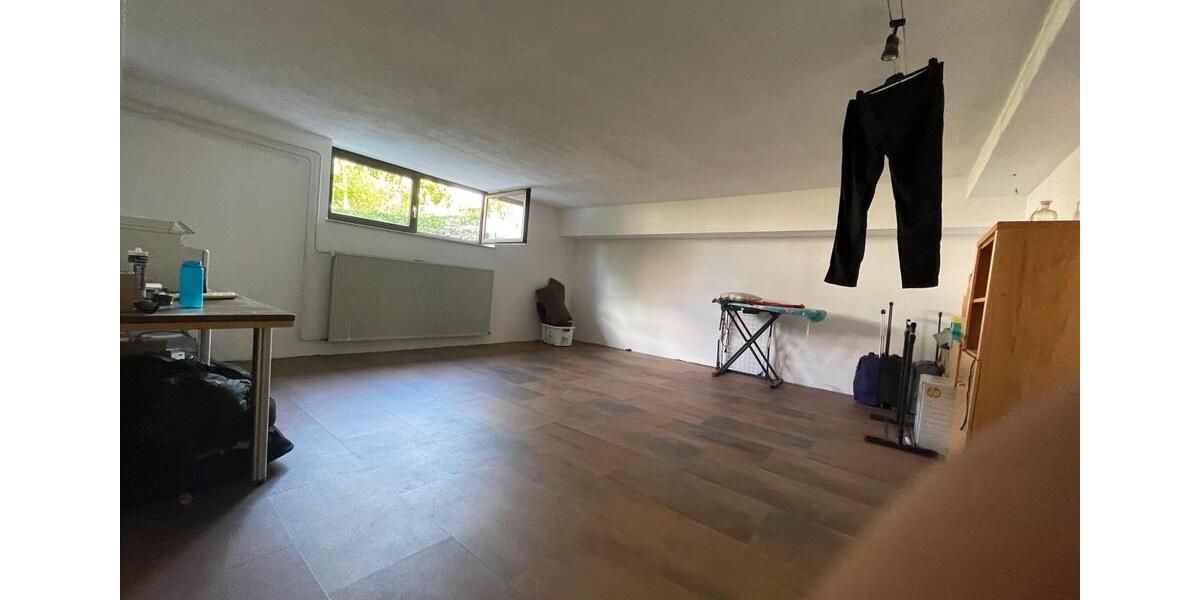 Einfamilienhaus Wettstetten - 10 Zimmer, 245 m&sup2;, 915.000&euro; | Angebot:26305290