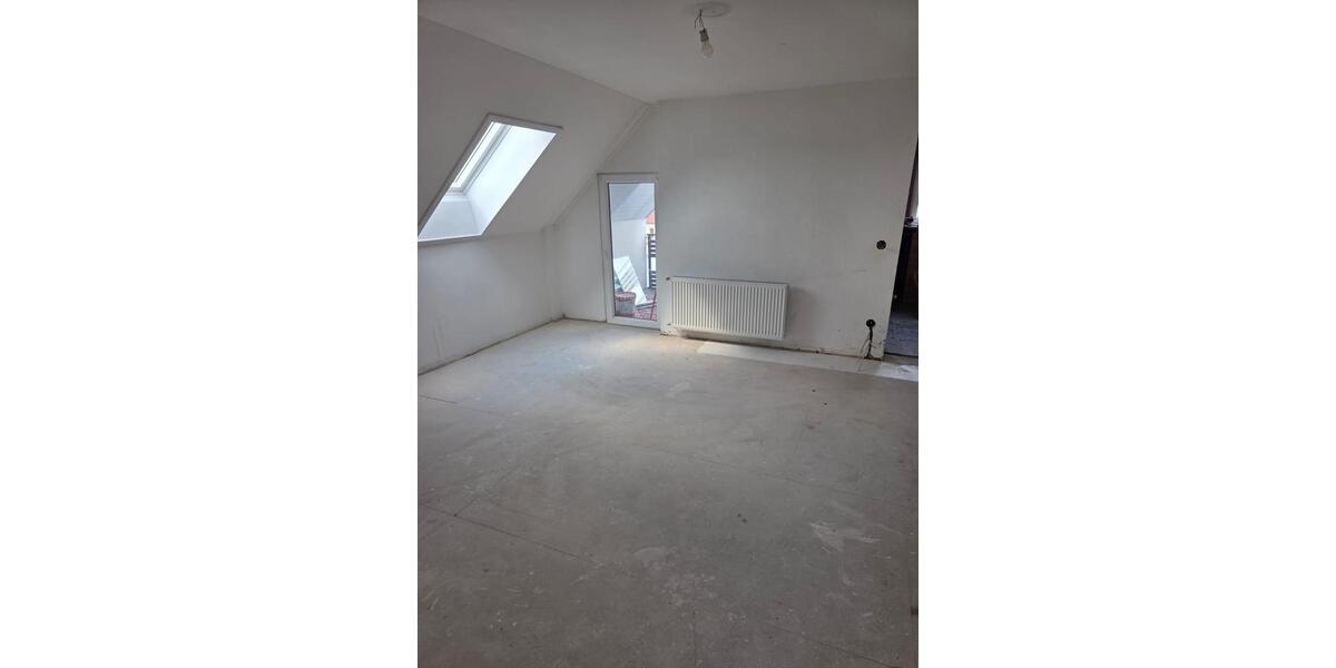 Dachgeschoßwohnung Mainburg - 3 Zimmer, 68 m&sup2;, 750&euro; | Angebot:26042534