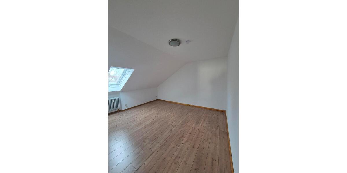 Dachgeschoßwohnung Pfaffenhofen an der Ilm - 3 Zimmer, 63 m&sup2;, 255.000&euro; | Angebot:25217214