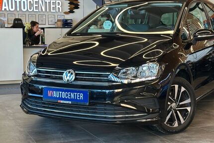 VW Golf Sportsvan 31.900 km 17.999 &euro; Pfaffenhofen 85276