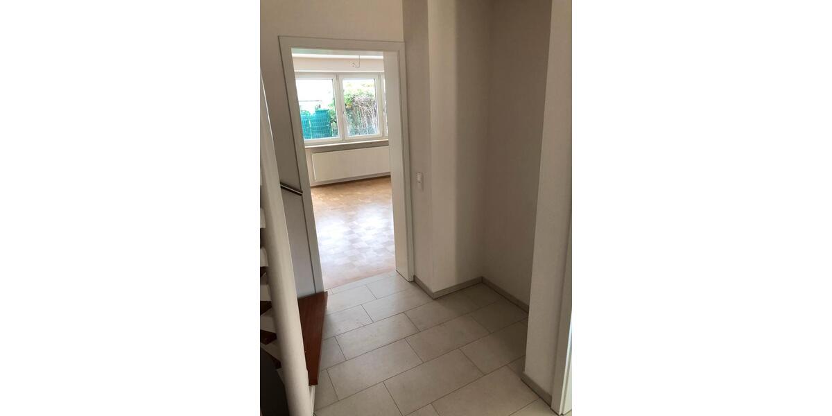 Reihenhaus Ingolstadt - 6 Zimmer, 134 m&sup2;, 595.000&euro; | Angebot:24655331