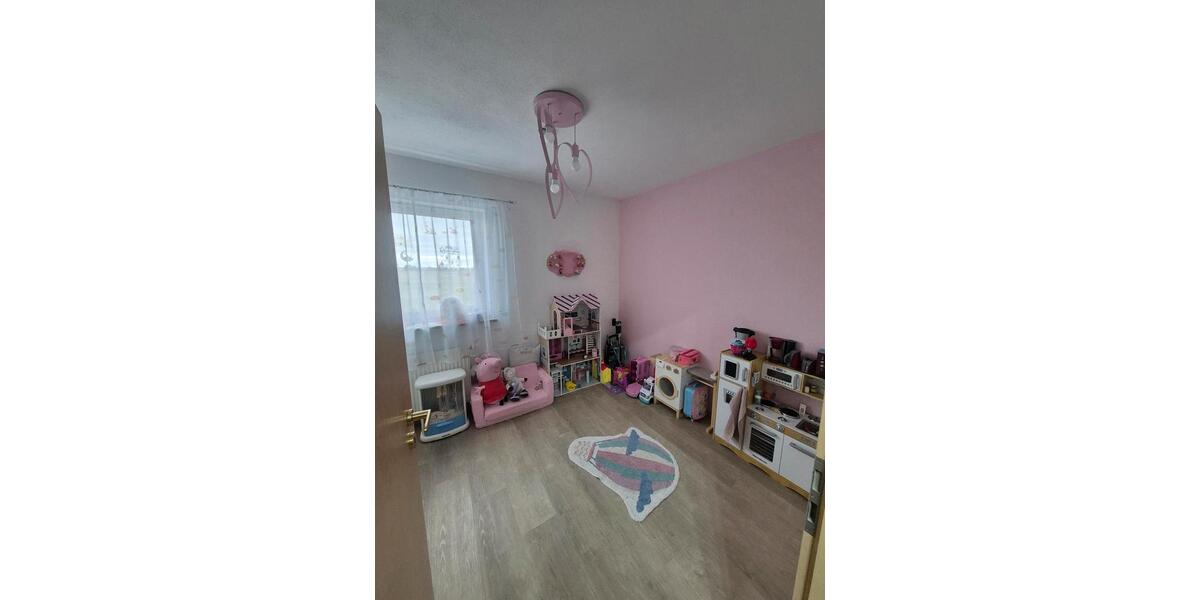 Etagenwohnung Karlskron - 4 Zimmer, 94 m&sup2;, 359.000&euro; | Angebot:26807522