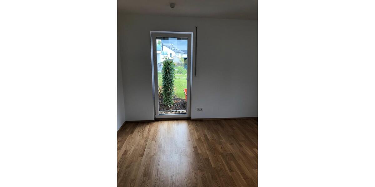 Erdgeschoßwohnung Ingolstadt Nordost - 2 Zimmer, 70 m&sup2;, 1.410&euro; | Angebot:26492866