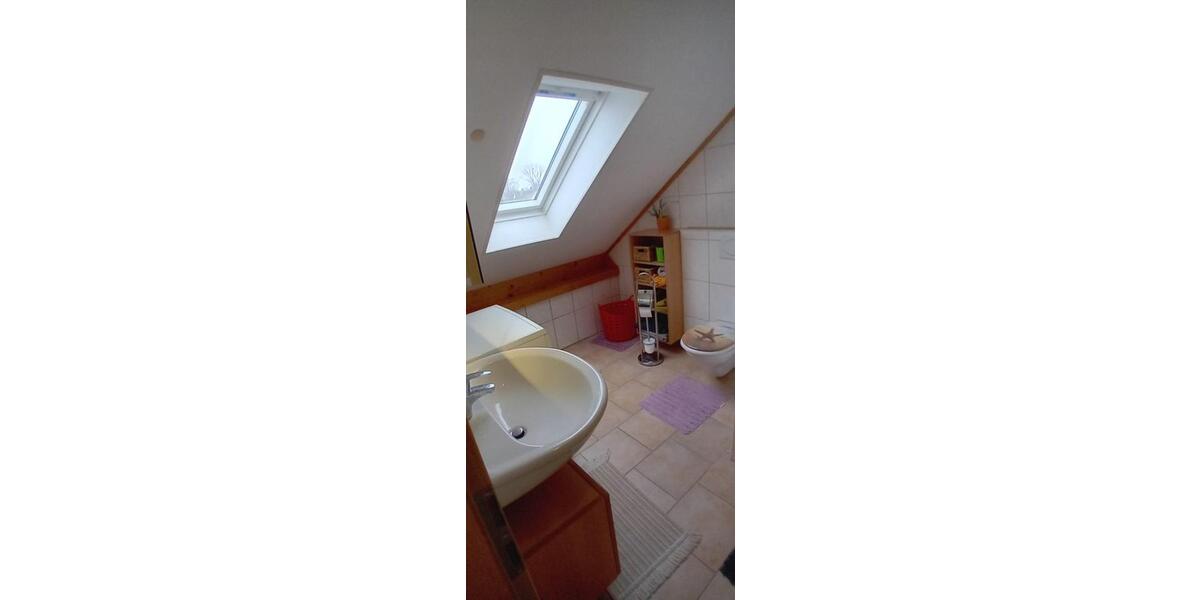 Dachgeschoßwohnung Hitzhofen - 2.5 Zimmer, 52 m&sup2;, 869&euro; | Angebot:25832039