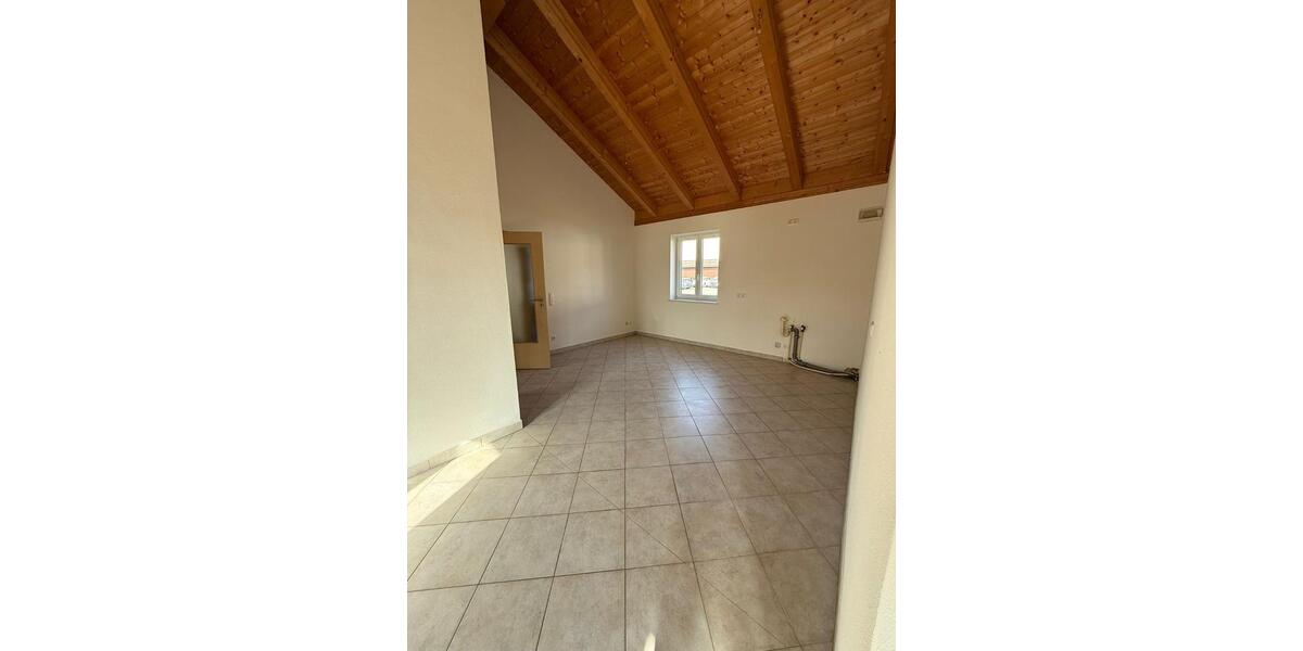 Etagenwohnung Wolnzach - 3 Zimmer, 62 m&sup2;, 700&euro; | Angebot:25945388