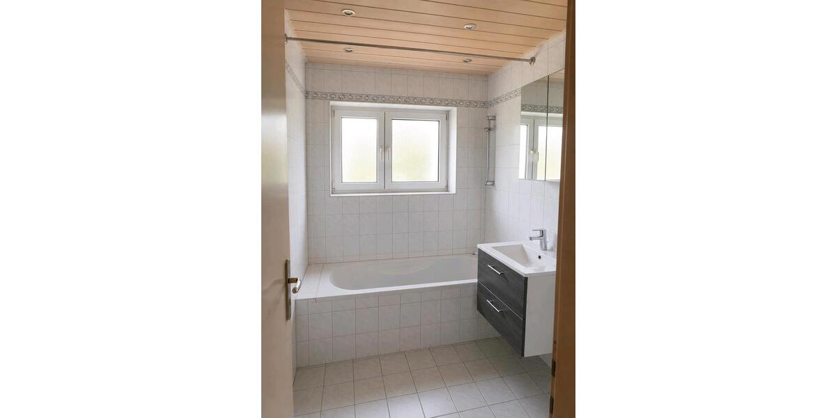 Etagenwohnung Ingolstadt Nordost - 3 Zimmer, 70 m&sup2;, 280.000&euro; | Angebot:26999307
