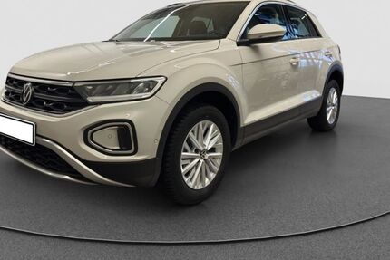 VW T-Roc 15.490 km 22.550 &euro; Manching 85077