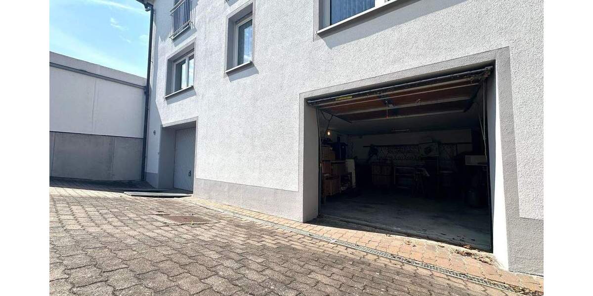 Mehrfamilienhaus, Wohnhaus Denkendorf - 5 Zimmer, 238 m&sup2;, 550.000&euro; | Angebot:25670987