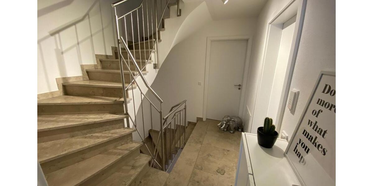 Reihenhaus Langenmosen - 4 Zimmer, 100 m&sup2;, 1.400&euro; | Angebot:25841118