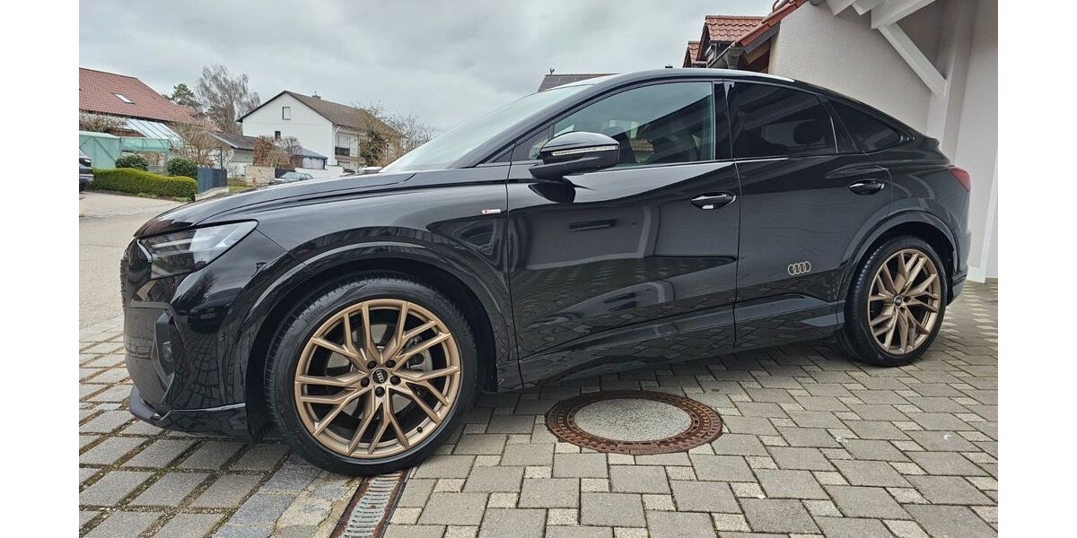 Audi Q4 e-tron 21.200 km 51.900 &euro; Pförring 85104