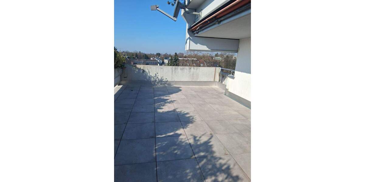 Etagenwohnung Ingolstadt Friedrichshofen-Hollerstauden - 5 Zimmer, 138 m&sup2;, 285.000&euro; | Angebot:25708053