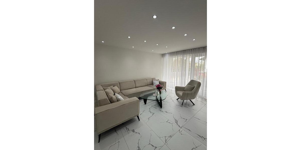 Erdgeschoßwohnung Stammham - 4 Zimmer, 115 m&sup2;, 360.000&euro; | Angebot:27249694