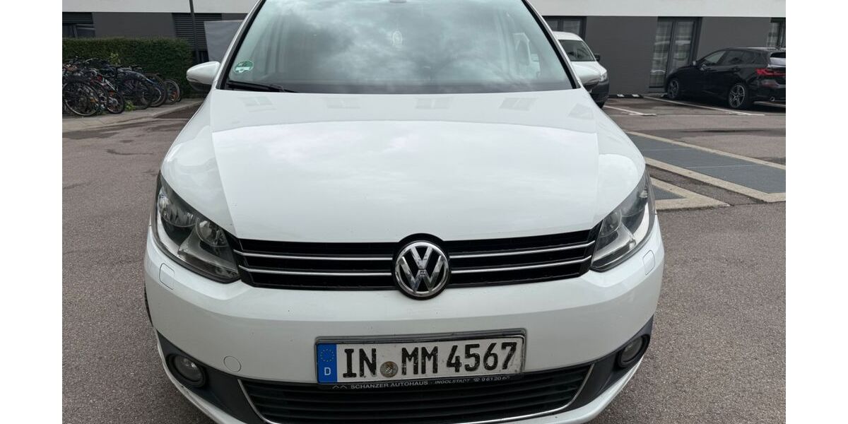 VW Touran 217.000 km 7.800 &euro; INGOLSTADT 85055