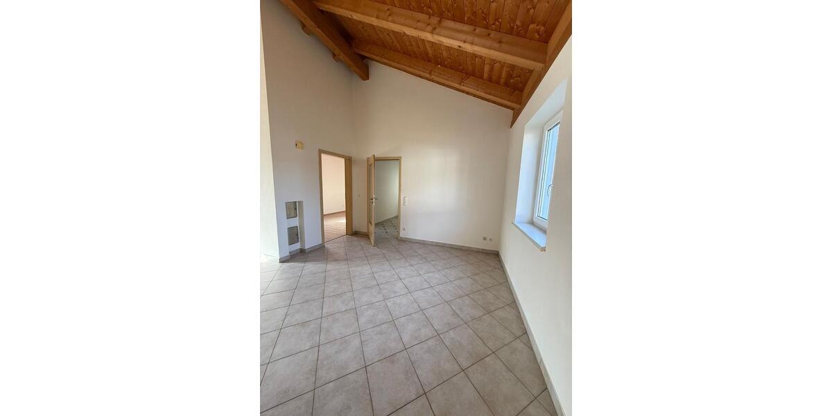 Etagenwohnung Wolnzach - 3 Zimmer, 62 m&sup2;, 700&euro; | Angebot:25945388