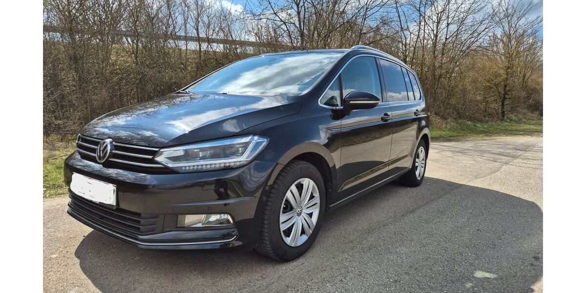 VW Touran 103.000 km 20.800 &euro; Neuburg an der Donau 86633