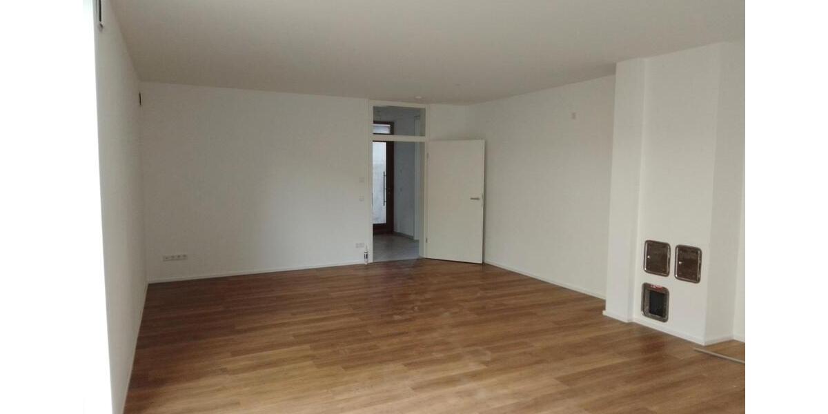 Etagenwohnung Pollenfeld - 2 Zimmer, 71 m&sup2;, 720&euro; | Angebot:26044232