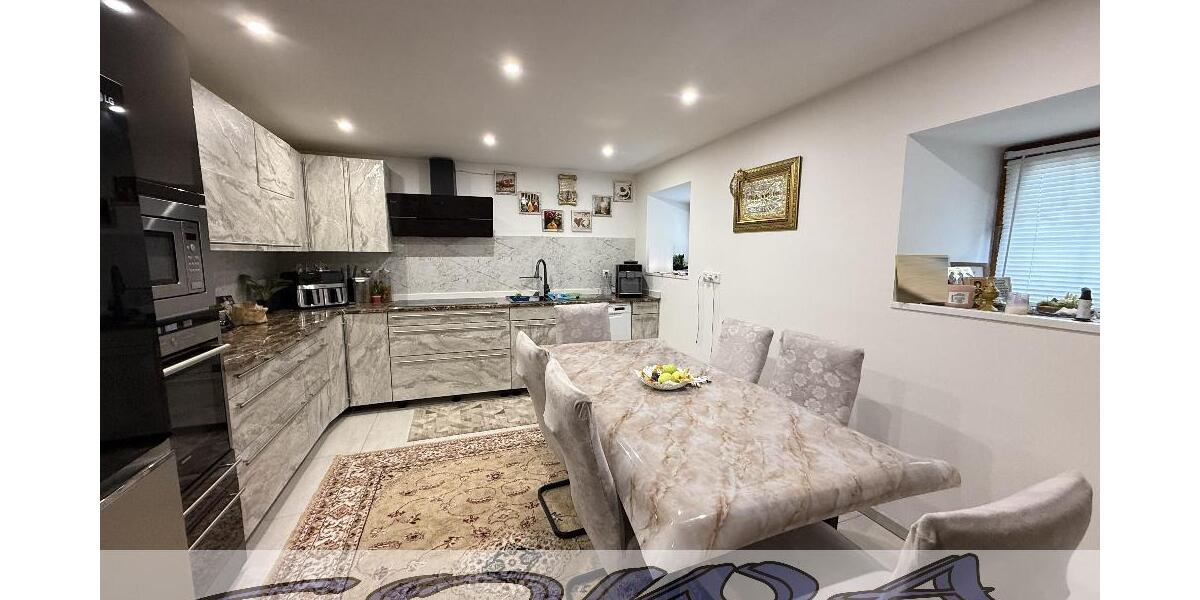 Modernisiertes Einfamilienhaus in Wellheim mit , Nebenräumen und Carport - Ein Objekt von Ihrem Immobilienpartner SOWA Immobilien und Finanzen - Einfamilienhaus Wellheim | Angebot:24676688