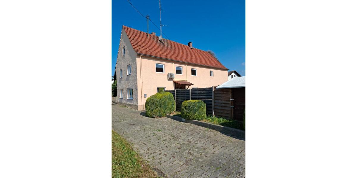 Einfamilienhaus Mainburg - 6 Zimmer, 126 m&sup2;, 1.080&euro; | Angebot:27605447