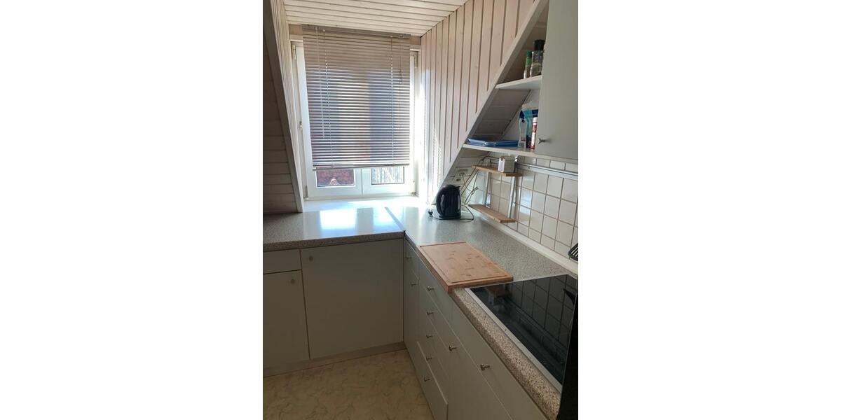 Dachgeschoßwohnung Ingolstadt - 3 Zimmer, 95 m&sup2;, 1.200&euro; | Angebot:26648208