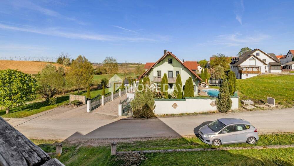 Mehrfamilienhaus, Wohnhaus Mainburg Aufhausen - 9 Zimmer, 198 m&sup2;, 535.000&euro; | Angebot:26584389