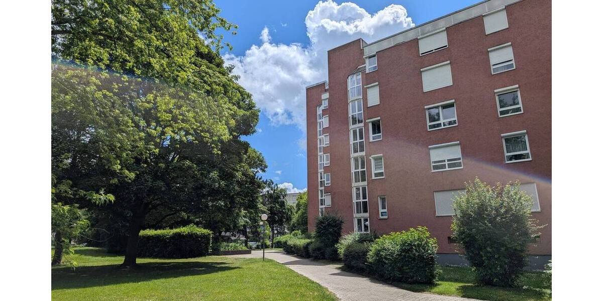 Etagenwohnung Ingolstadt Friedrichshofen-Hollerstauden - 3 Zimmer, 81 m&sup2;, 1.100&euro; | Angebot:26835511
