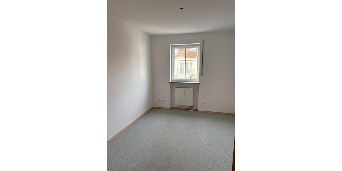Etagenwohnung Ingolstadt Münchener Straße - 3 Zimmer, 71 m&sup2;, 1.100&euro; | Angebot:25839231
