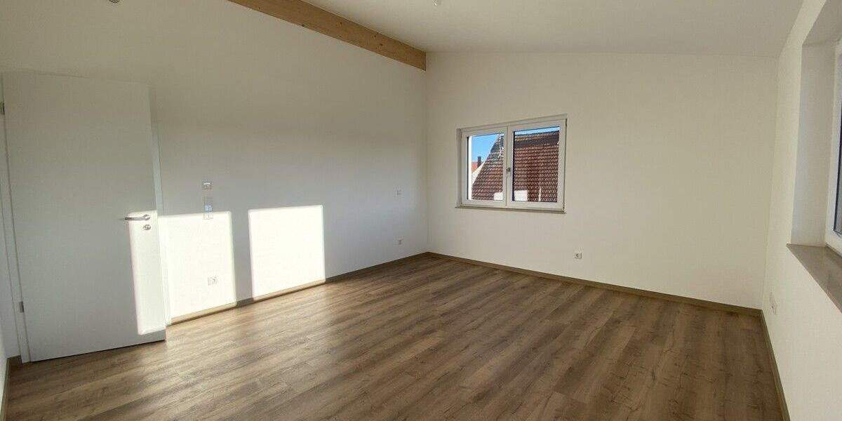 Mehrfamilienhaus, Wohnhaus Schrobenhausen / Hörzhausen Hörzhausen - 8 Zimmer, 277 m&sup2;, 980.000&euro; | Angebot:25705601