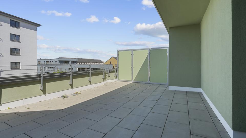 Dachgeschoßwohnung Ingolstadt Friedrichshofen-Hollerstauden - 3.5 Zimmer, 119 m&sup2;, 1.100&euro; | Angebot:26443277