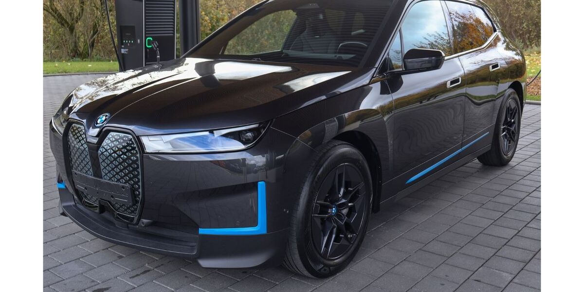 BMW iX 45.000 km 44.570 &euro; Ingolstadt 85053