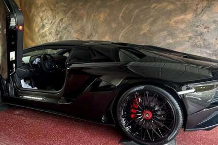 Lamborghini Aventador 11.309 km 475.900 &euro; Rohrbach 85296