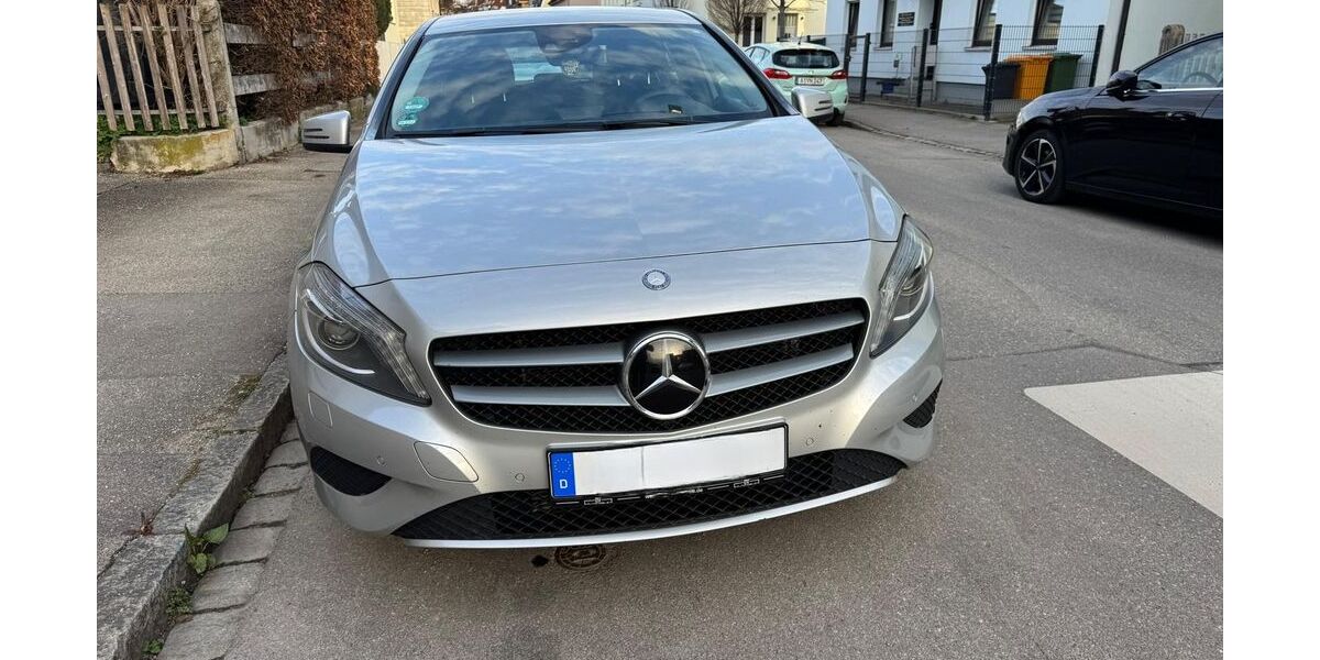 Mercedes-Benz A 200 89.900 km 13.900 &euro; Neustadt an der Donau 93333