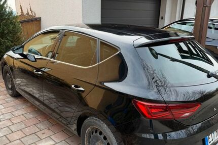 Seat Leon 74.000 km 17.900 &euro; Schernfeld 85132