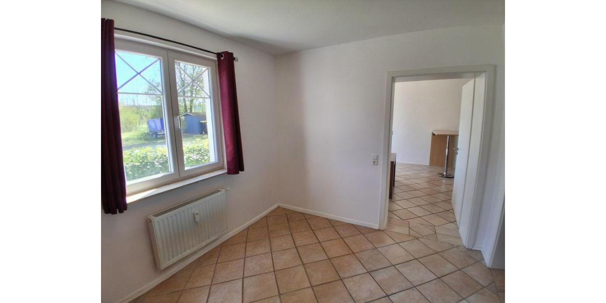 Erdgeschoßwohnung Wolnzach - 2 Zimmer, 95 m&sup2;, 1.100&euro; | Angebot:25655649