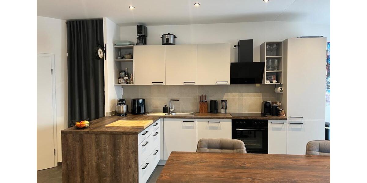 Dachgeschoßwohnung Wettstetten - 2 Zimmer, 60 m&sup2;, 830&euro; | Angebot:25948009