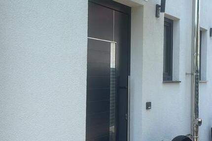 Haus Ingolstadt Nordost - 5 Zimmer, 120 m&sup2;, 2.100&euro; | Angebot:27614450