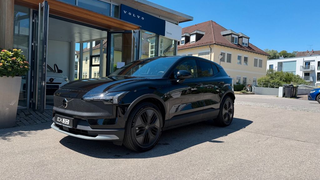 Volvo EX30 5.688 km 45.900 &euro; Pfaffenhofen 85276